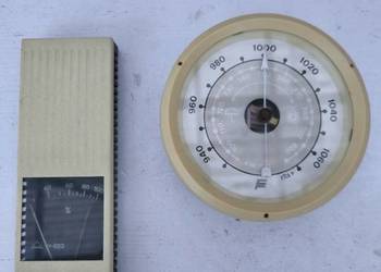 Barometr i hygrometr z okresu PRL sprawne zadbane