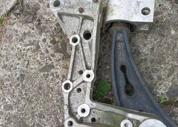 1K0199295F VW Audi Seat Skoda wspornik mocowani wahacza lewy