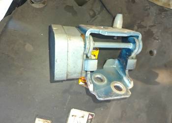 Citroen C5 zawias ogranicznik drzwi prawy przód