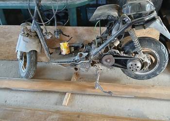 Skuter  na części