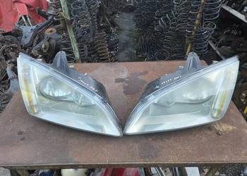 Lampy przednie Ford Focus MK2