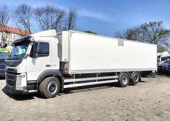 VOLVO FM 6x2 22 PALETY CHŁODNIA TYLNE DRZWI WINDA SPROWADZONY