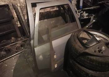 Drzwi Tylne kompletne , Prawe Opel Vectra B kombi
