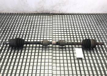 PÓŁOŚ PRAWY PRZÓD HYUNDAI i40 49501-3Z650 1.7 116KM PRZEGUB