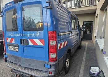 Czesci iveco daily  tyl lampa drzwi stopien hak 2006 -2014