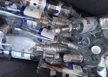 Butelki po wódce na przetwory