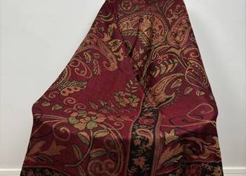 Elegancki żakardowy szal