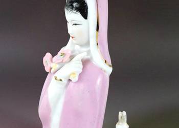 Wyprzedaż Japonka, gejsza z gałązką sakury porcelana wys.26cm