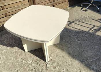 Stół MDD stolik do biura lub pokoju socjalnego