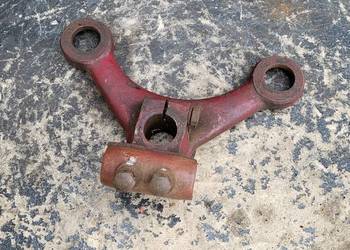 TRIUMPH TWN BDG 250 MOCOWANIE KIEROWNICY GÓRNA PÓŁKA ZAWIESZENIE