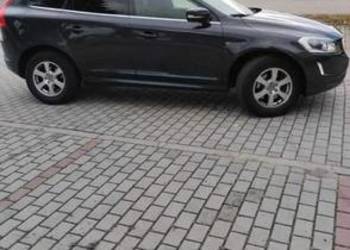 VOLVO XC60 2.4