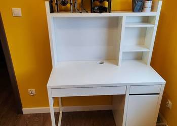 Ikea biurko dziecięce MICKE plus nadstawka