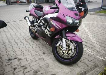 Honda CBR 900rr sc33 1998