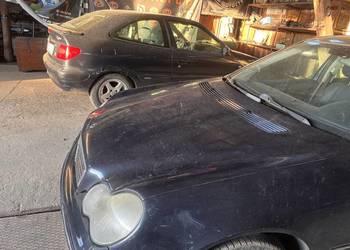 Maska przednia Mercedes W 203  C klasa  pokrywa  komory silnika drzwi b