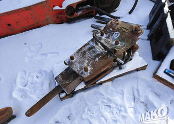 Młot hydrauliczny GB T70 do koparki / Grot 75mm / Mocowanie sworzeń fi 50mm