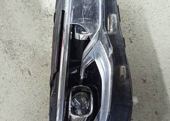 Reflektor prawy golf 8 IQ matrix orginal