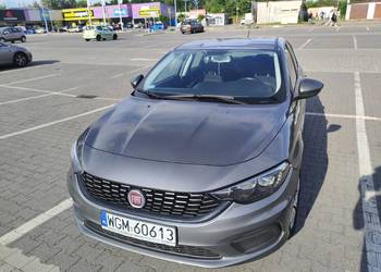 Fiat Tipo 1.4 95 KM Sedan LPG niski przebieg WYPOSAŻENIE LED-y kamera BDB