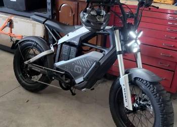 Rower elektryczny Segway Xyber