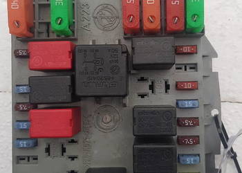 skrzynka bezipeczników ALFA Romeo 147 1.6 16v