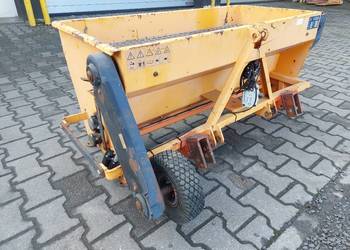 Piaskarka, posypywarka zawieszana Hydromann 300K