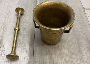 Stary moździerz mosiężny