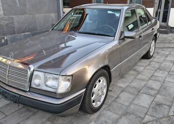 Mercedes Benz 220 E W124 bez rdzy automat