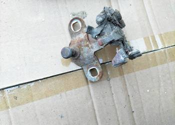 FORD MONDEO MK1 KOMBI  ZAMEK RYGIEL KLAPY BAGAŻNIKA