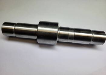 Sworzeń zwrotnicy Multicar M30 M27 M31 LEWY / PRAWY