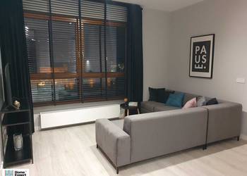 2pok, 48met, okolice Mostu Pomorskiego TARAS/WINDA/2020 (Wrocław)