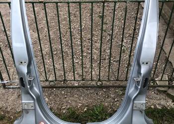 Słupek B prawy lewy VW Passat B5 FL