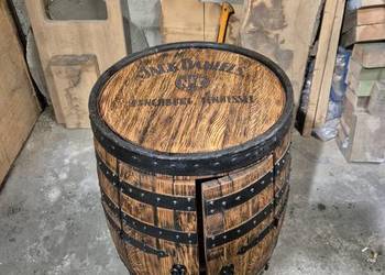 Dębowe beczki po whisky, mokre