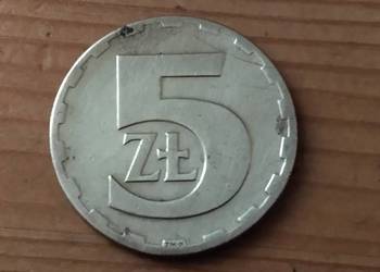 Moneta 5 zł 1977 r bzm