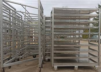 Regały, wózki wędzarnicze i stoły gastronomiczne ze stali nierdzewnej 304L