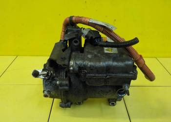 OUTLANDER III 2.0 PHEV HYBRID 16r 121KM sprezarka klimatyzacji 7813A378