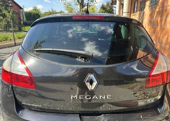 MEGANE 3 Klapa tył NV676
