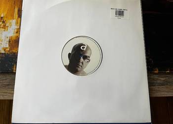 Corrugated Tunnel Feat. Martin McCann - Threadbare - Deep House, Minimal