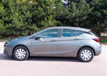 Sprzedam Opel Astra 1.4 benzyna 42000 km przebiegu