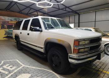 Chevrolet Suburban 5.7 V8 4x4