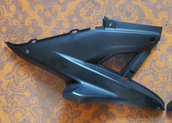 Yamaha Aerox 50 2T prawy lewy trojkat wypelnienie plastik owiewka