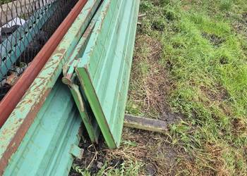 Buty przyczepy wywrotki rolniczej