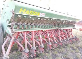 Siewnik zbożowy Hassia 3m