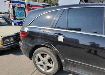 ĆWIARTKA BŁOTNIK PRAWY TYŁ MERCEDES R-KLASA W251 320 PRZED LIFT 4MATIC