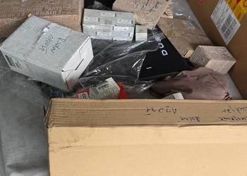 Sprzedam nowe czesci renault i dacia pakiet