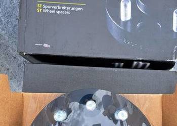 Dystanse poszerzające SCC 5x114,3 67,1mm 15mm Hyundai Kia Mazda Honda