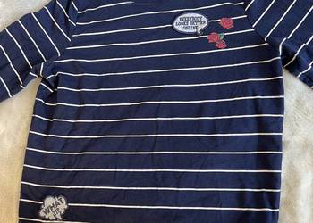 Bluza / sweter granatowy bez kaptura w paski z naszywkami
