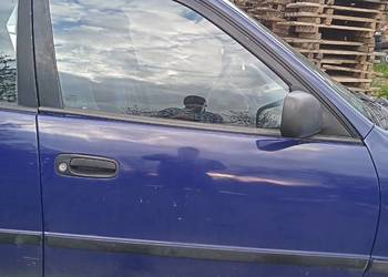 Drzwi PP Corolla E11 8M4