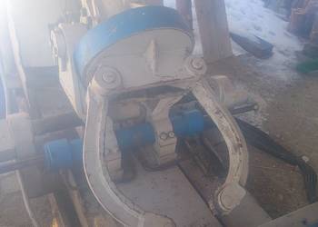 Wózek podawczy do traka i wózek pomocniczy, wózek hydrauliczny,