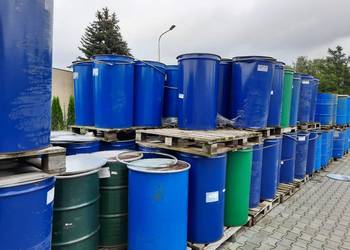 Zapasy i materiały - kartony, butelki, nakrętki, etykiety Zapasy i materiały - kartony, butelki, nakrętki, etykiety