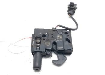 ZAMEK MASKI PRAWY AUDI A8 D5 Sedan/Limuzyna 4N0823509