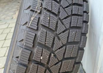 Opony zimowe Firemax 215/60/17